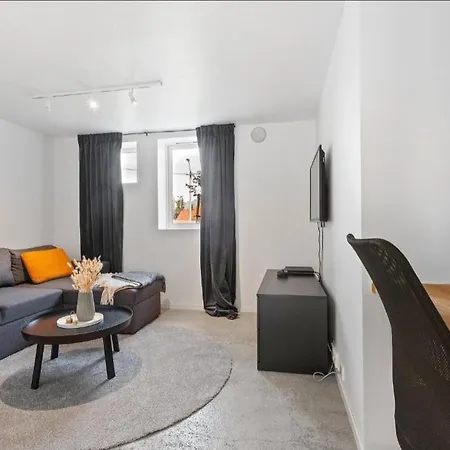 Downtown Apartment,