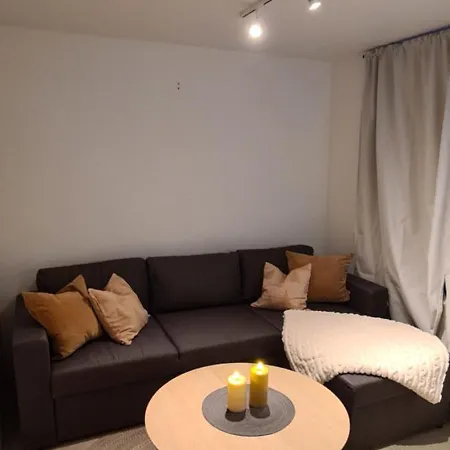 Downtown Apartment, Appartement *